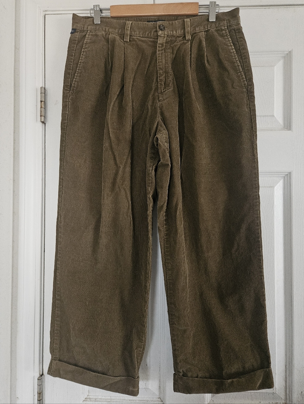 Vintage Dockers Olive Tan Corduroy Pleated Cropped Trousers 34x30